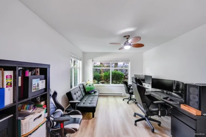 Laundry Room Photo of 116 14885 105 Avenue, Surrey, BC