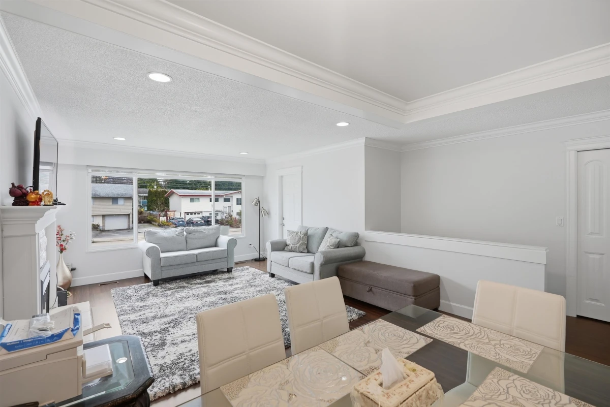Dining Area Photo of 8081 112 Street, Delta, BC