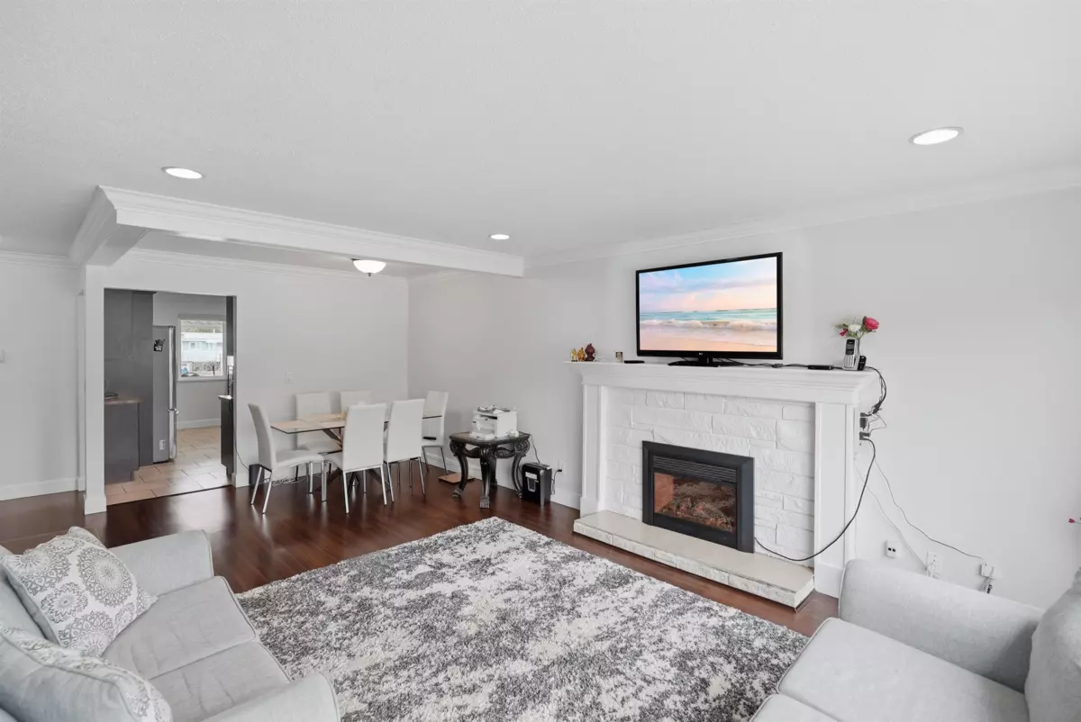 Family Room Photo of 8081 112 Street, Delta, BC