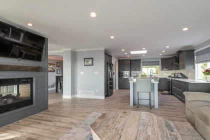 Breakfast Nook Photo of 15587 Semiahmoo Avenue, White Rock, BC