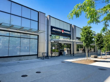 Garden / Landscaping Photo of 434 10838 City Parkway, Surrey, BC