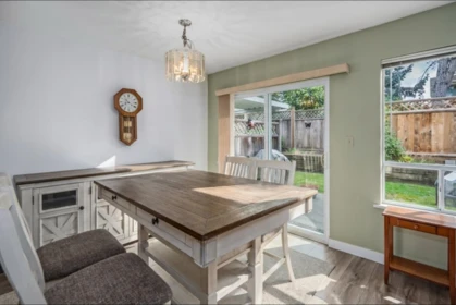 Kitchen Island Photo of 14 32165 7th Avenue, Mission, BC