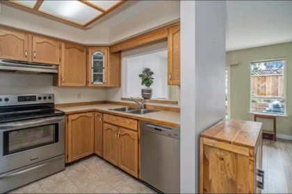 Primary Bedroom Photo of 14 32165 7th Avenue, Mission, BC