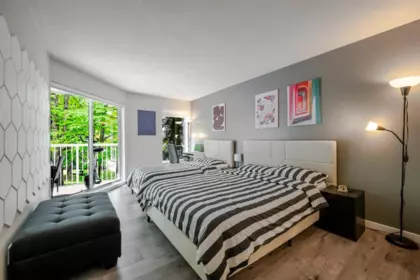 Breakfast Nook Photo of 201 15150 108 Avenue, Surrey, BC