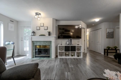 Loft / Bonus Room Photo of 201 15150 108 Avenue, Surrey, BC