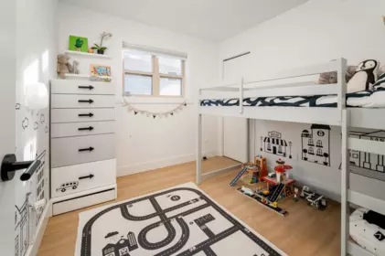 Walk-In Closet Photo of 5418 Main Street, Vancouver, BC