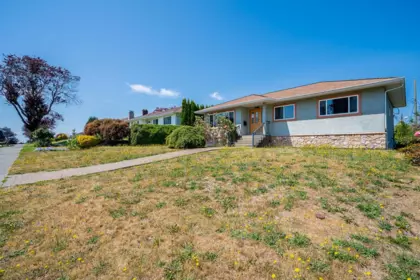 4871 Highlawn Drive, Burnaby, BC, Burnaby — Single Family Residence for sale