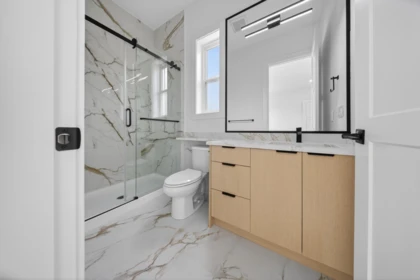 Powder Room Photo of 46060 Southlands Crescent, Chilliwack, BC
