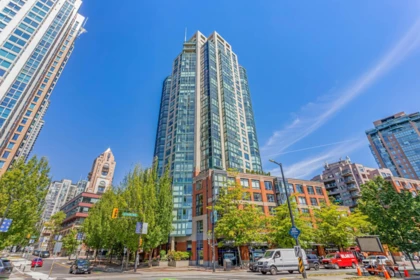 Outdoor Deck Photo of 507 289 Drake Street, Vancouver, BC