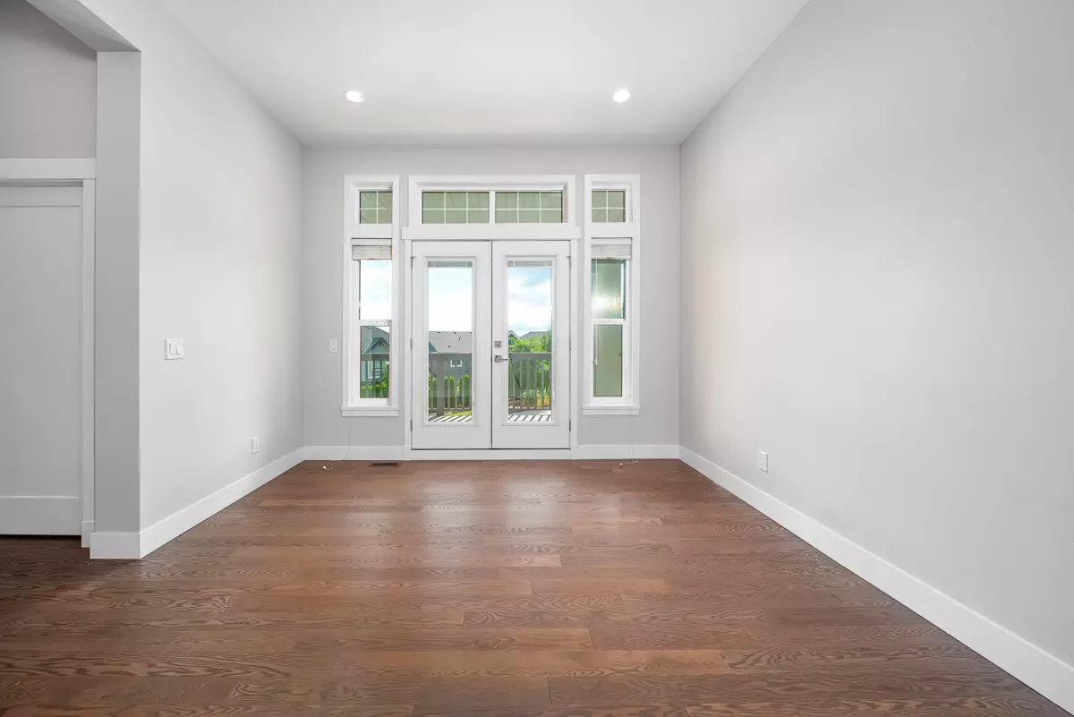 Dining Area Photo of 3563 Highland Drive, Coquitlam, BC