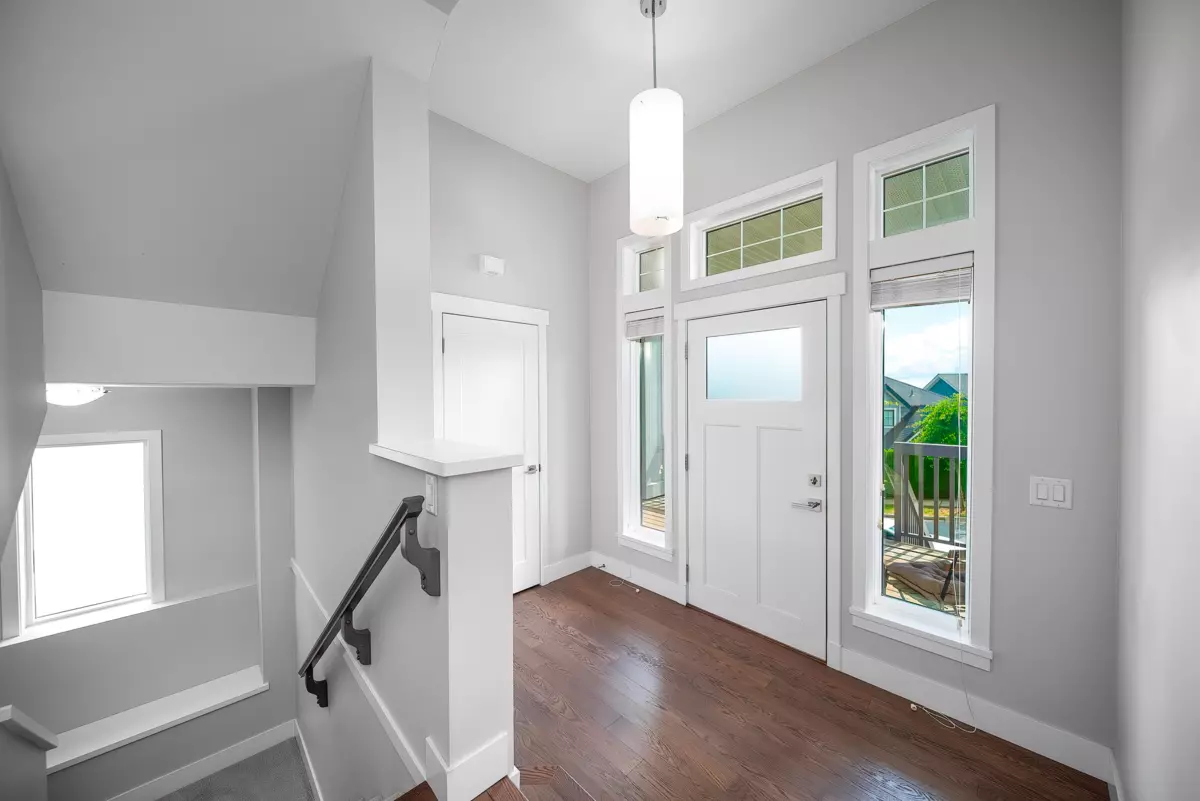 Family Room Photo of 3563 Highland Drive, Coquitlam, BC