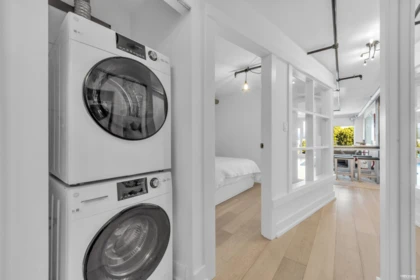 Office / Den Photo of 608 27 Alexander Street, Vancouver, BC