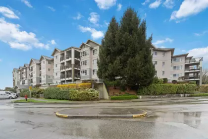 232 19673 Meadow Gardens Way, Pitt Meadows, BC, Pitt Meadows — Apartment/Condo for sale