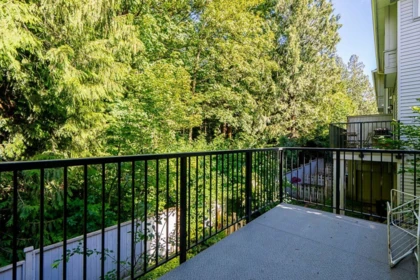 Powder Room Photo of 46 5858 142 Street, Surrey, BC