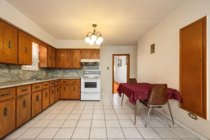 Kitchen Photo of 855 Nanaimo Street, Vancouver, BC