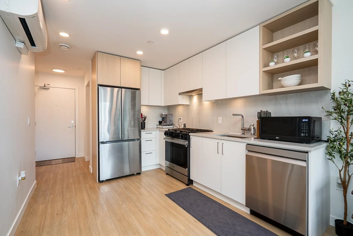 Dining Area Photo of 302 723 Grover Avenue, Coquitlam, BC