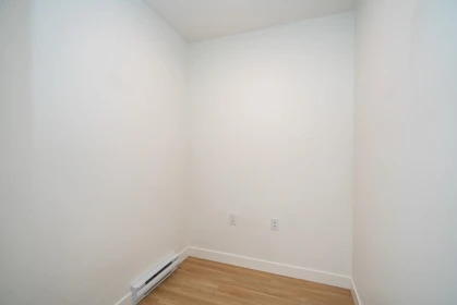 Office / Den Photo of 302 723 Grover Avenue, Coquitlam, BC