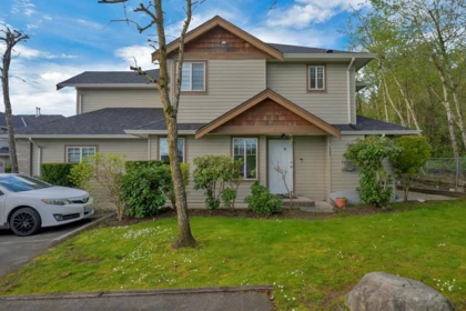 Front Yard Photo of 22 3270 Blue Jay Street, Abbotsford, BC