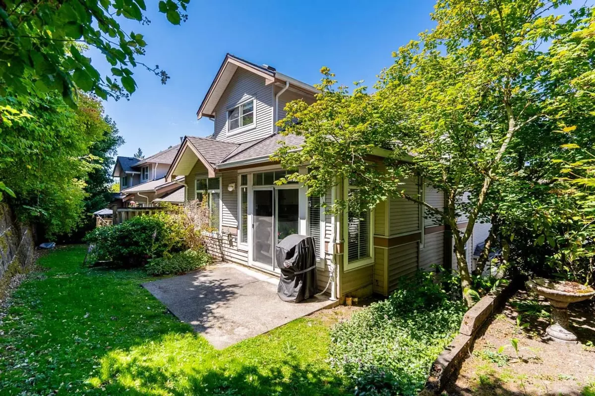 Living Room Photo of 44 11860 River Road, Surrey, BC