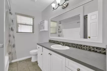 Powder Room Photo of 10834 84 Avenue, Delta, BC