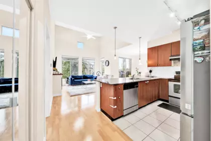 Breakfast Nook Photo of 419 15385 101a Avenue, Surrey, BC