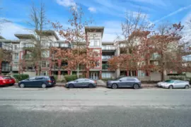 419 15385 101a Avenue, Surrey, BC