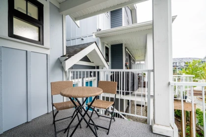 Entry Foyer Photo of 4 789 Ota Avenue, New Westminster, BC