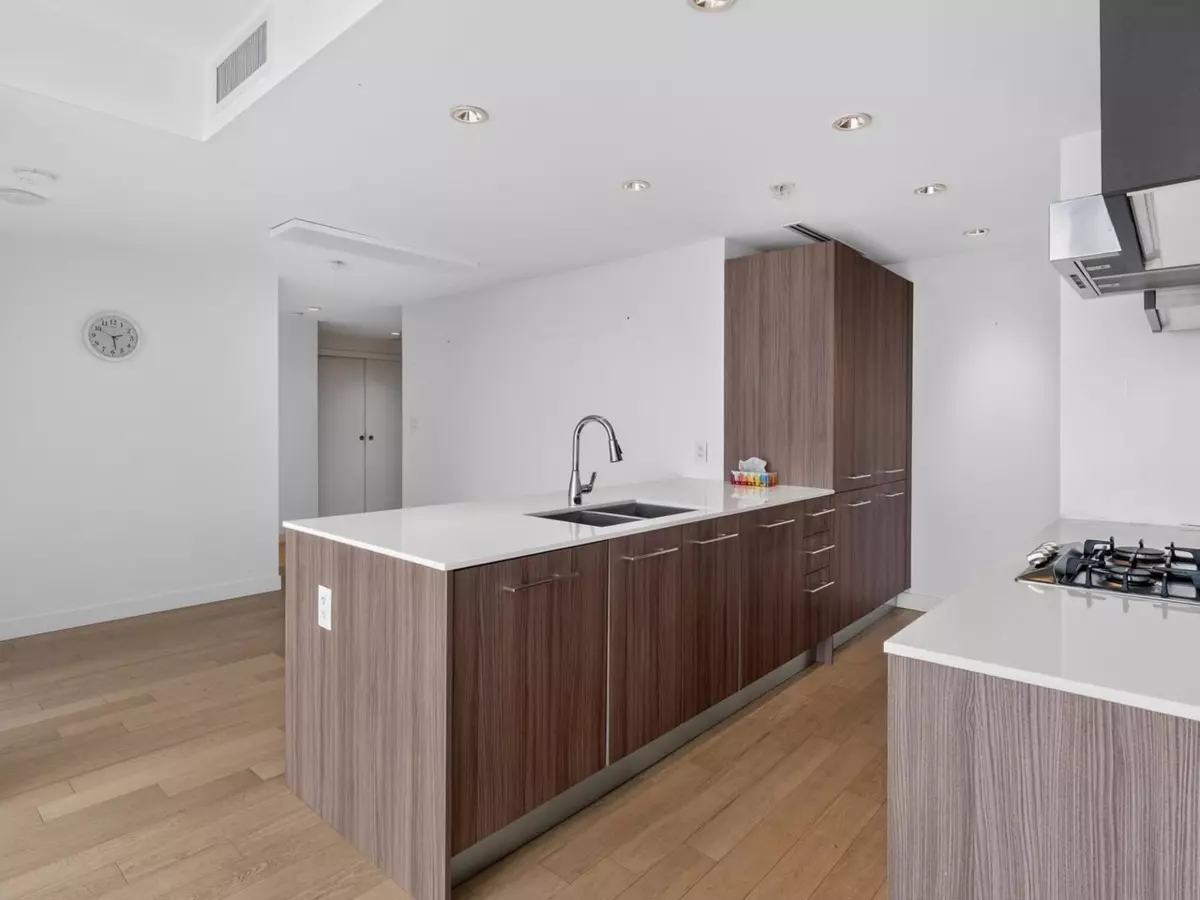 Dining Area Photo of 906 2221 E 30th Avenue, Vancouver, BC