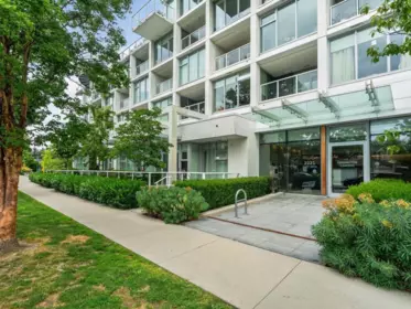 906 2221 E 30th Avenue, Vancouver, BC, Vancouver — Apartment/Condo for sale