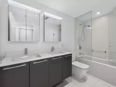 Guest Bathroom Photo of 906 2221 E 30th Avenue, Vancouver, BC