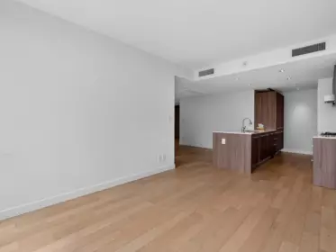 Walk-In Closet Photo of 906 2221 E 30th Avenue, Vancouver, BC