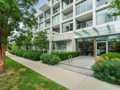906 2221 E 30th Avenue, Vancouver, BC