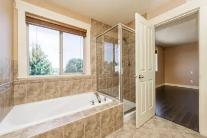 Guest Bathroom Photo of 1216 Nanaimo Street, New Westminster, BC