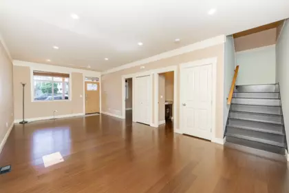 Walk-In Closet Photo of 1216 Nanaimo Street, New Westminster, BC
