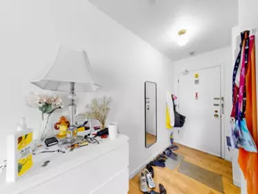 201 590 Whiting Way, Coquitlam, BC, Coquitlam — Apartment/Condo for sale