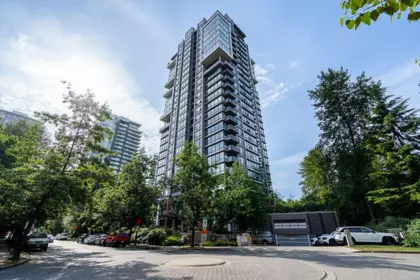 803 301 Capilano Road, Port Moody, BC, Port Moody — Apartment/Condo for sale