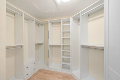 Mudroom Photo of 483 Braewood Place, Bowen Island, BC