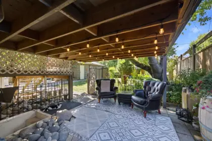 Outdoor Patio Photo of 829 Eighth Avenue, New Westminster, BC