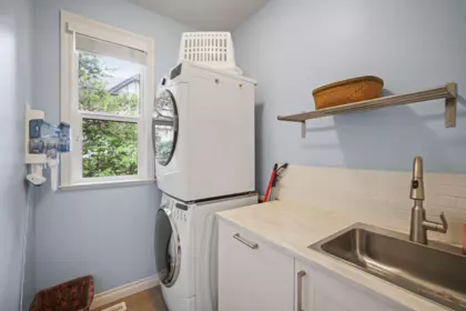 Walk-In Closet Photo of 18045 70a Avenue, Surrey, BC