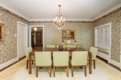 Breakfast Nook Photo of 4576 Connaught Drive, Vancouver, BC