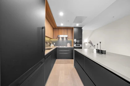 Kitchen Photo of 5 128 W Woodstock Avenue, Vancouver, BC