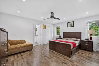 Office / Den Photo of 16166 92 Avenue, Surrey, BC