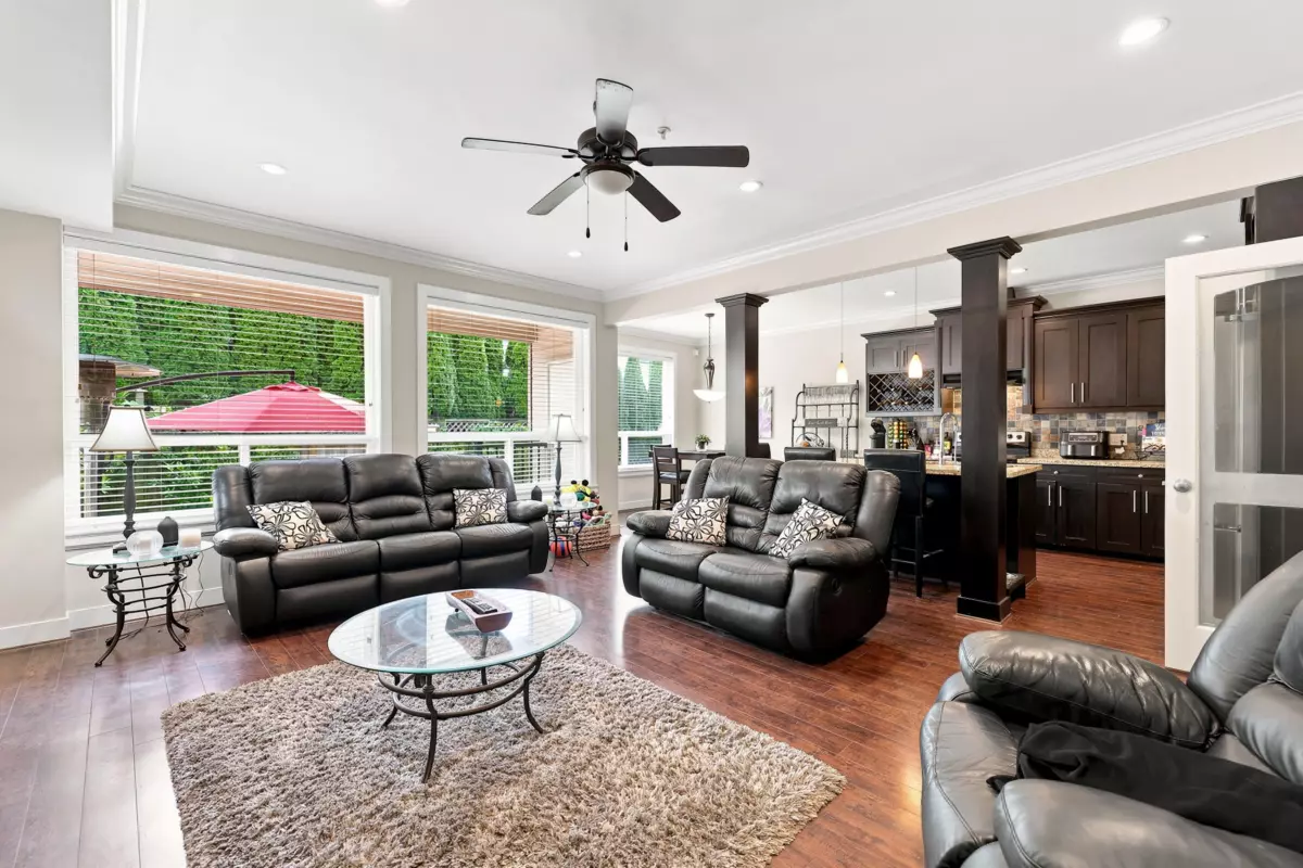Dining Area Photo of 24176 104 Avenue, Maple Ridge, BC