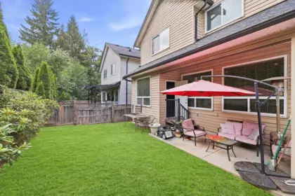 Backyard Photo of 24176 104 Avenue, Maple Ridge, BC