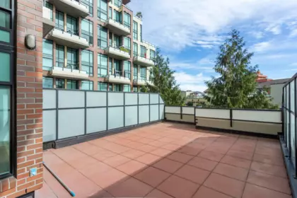 Loft / Bonus Room Photo of 217 10 Renaissance Square, New Westminster, BC
