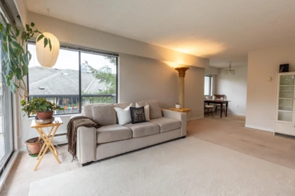 304 4345 Grange Street, Burnaby, BC, Burnaby — Apartment/Condo for sale