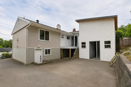 3867 Marine Drive, Burnaby, BC, Burnaby — Single Family Residence for sale