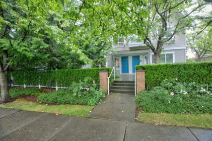 2 6577 Southoaks Crescent, Burnaby, BC, Burnaby — Townhouse for sale