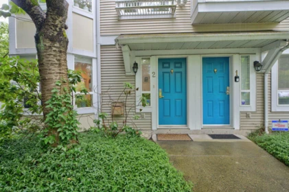 2 6577 Southoaks Crescent, Burnaby, BC, Burnaby — Townhouse for sale