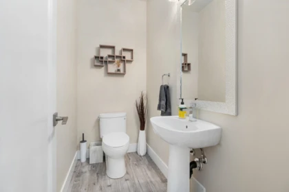 Walk-In Closet Photo of 181 16488 64 Avenue, Surrey, BC